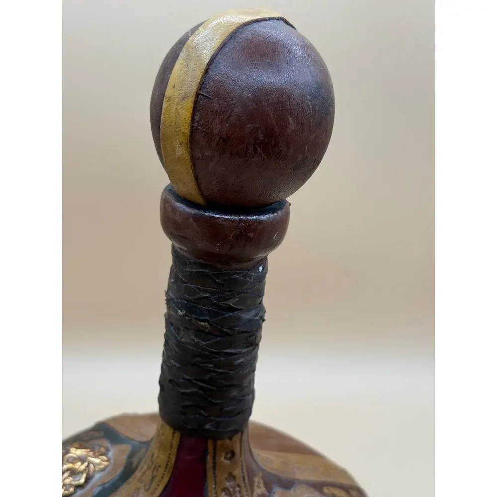 Vintage Italian Leather Wrapped Glass Decanter Lion Head Barware 11.25